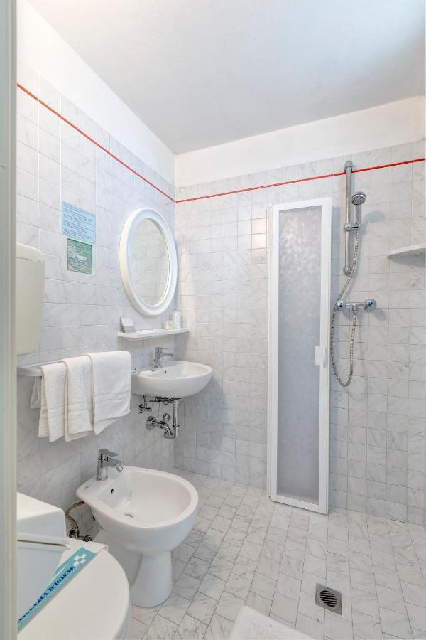Hotel Condor-New 2024-Con Piscina Риччоне Экстерьер фото